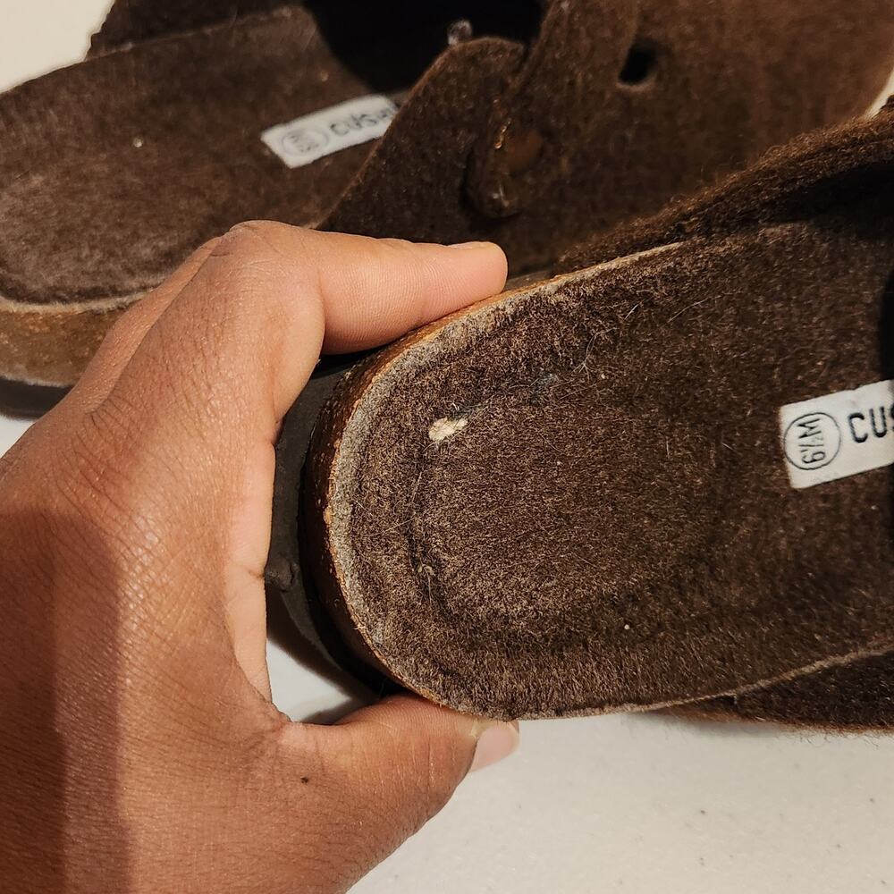 Cushionaire Sz 6.5 Fuzzy Chocolate Brown Clog Mules Slides Cozy Fall Shoes - Picture 7 of 11